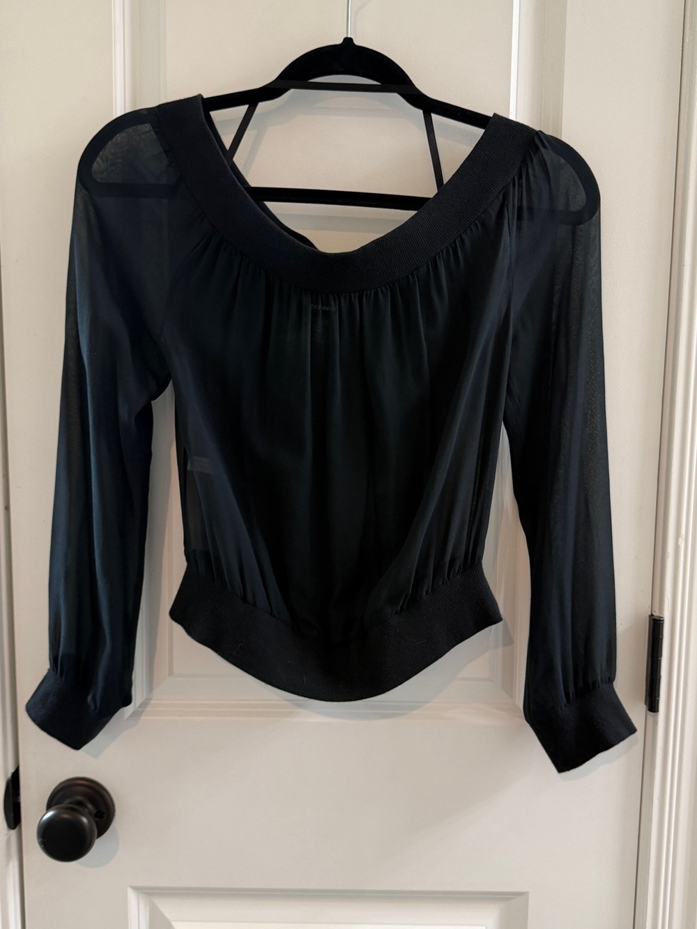 Express Black Silk Sheer Sleeve Banded Hem Blouse Size Small